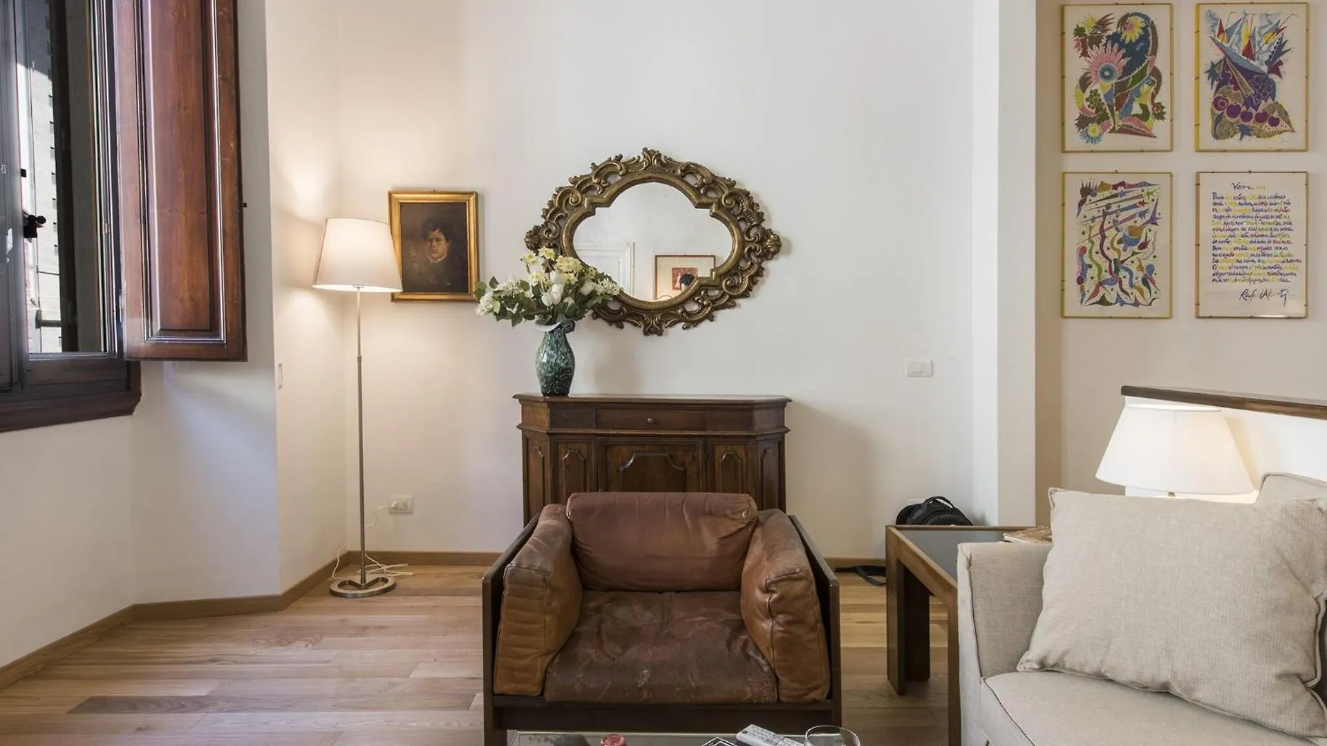 Apartment Degas Near Santa Maria Del Fiore Cathedral By Halldis フィレンツェ 0*,